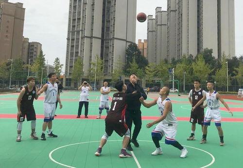 成人集体篮球操视频